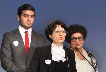 Convention à Paris – Les femmes favorables au renversement des sauvages au pouvoir en Iran