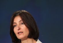 Aux côtés de la résistance iranienne organisée, nous sommes déterminées! – Homeira Hessami