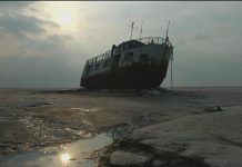 Iran : le lac d’Oroumieh menacé par une tempête de sel, qui pourrait disparaître d’ici deux ans