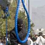 Iran : exécution publique de trois prisonniers politiques