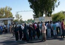 Iran- protestation de villageois contre les activités de la centrale nucléaire de Bouchehr Iran