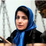 Iran – Sit-in de Nasrine Sotoudeh, une avocate privée du droit d’exercer son métier iran sotoudeh