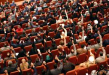 Irak: 36 députés appellent l’ONU à agir contre le blocus visant les opposants iraniens à Liberty Irak parliament camp liberty