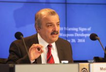 Prolonger les négociations: un sale jeu par le régime Iranien pour gagner du temps – interview avec Mohaddessine Iran Mohaddesin