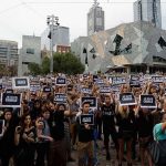 Iran – Le régime interdit une manifestation en hommage aux victimes du massacre à Charlie Hebdo