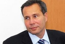 Maryam Radjavi : le procureur Nisman n’est pas juste un martyr du peuple argentin, mais aussi de la paix et de l’humanité Maryam Radjavi : le procureur Nisman n’est pas juste un martyr du peuple argentin, mais aussi de la paix et de l’humanité Il a une place particulière parmi les martyrs du peuple iranien et de sa résistance face au fascisme religieux et terroriste au pouvoir en Iran