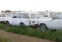 Rapports et photos du pillage des véhicules du camp d’Achraf par les forces et les milices irakiennes Rapports et photos du pillage des véhicules du camp d’Achraf par les forces et les milices irakiennes