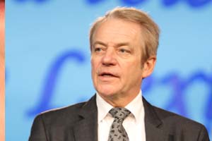 Dominique Lefebvre: le combat pour la démocratie et l’éradication du fondamentalisme religieux iranien