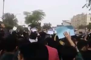 Iran – Protestations populaires à Ahwaz, grande ville située au sud-ouest du pays 