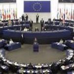 Plus de 100 parlementaires européens exigent l’arrêt du programme nucléaire du régime iranien et la fin des violations des droits de l’Homme en Iran