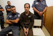Un espion de la Force Qods du régime iranien condamné à sept ans de prison Ali Mansouri – qui a obtenu la nationalité belge par mariage – a été arrêté à l’aéroport de Tel Avive en 2013 alors qu’il avait sur lui des photographies de l’ambassade américaine à Tel Avive et des photographies d’autres sites sensibles
