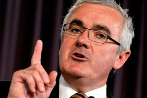 Le député indépendant Andrew Wilkie, lui-même ancien analyste du renseignement, a dit que l’Iran était le dernier pays avec qui l’Australie devrait échanger des informations sensibles