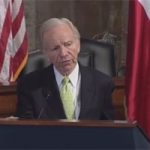 Le sénateur démocrate Joseph Lieberman avec la Résistance iranienne