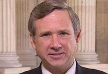 Le sénateur Kirk : Le régime iranien est le plus grand parrain du terrorisme d’État au monde Le sénateur Kirk : Le régime iranien est le plus grand parrain du terrorisme d’État au monde
