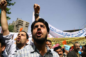 Manifestation ouvrière en Iran aux cris de “libérez les travailleurs emprisonnés”