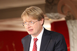 Le sénateur italien Lucio Malan a apporté son soutien au rassemblement du samedi 13 juin de la Résistance iranienne à Villepinte 