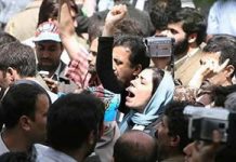 Iran – Des ouvriers arrêtés pour avoir protesté contre le non paiement de leurs salaires Iran – Des ouvriers arrêtés pour avoir protesté contre le non paiement de leurs salaires