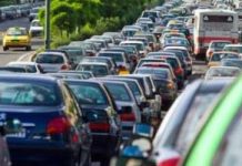Iran : immolation et protestations populaires contre l’augmentation des prix du carburant Iran : immolation et protestations populaires contre l'augmentation des prix du carburant