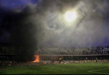 Iran – Affrontement entre les spectateurs et les forces de sécurité lors d’un matche de football à Kerman – Photos