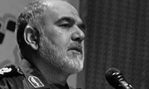 Un général impliqué dans la fabrication de la bombe atomique est chargé d'empêcher la fuite des secrets de Parchine en Iran