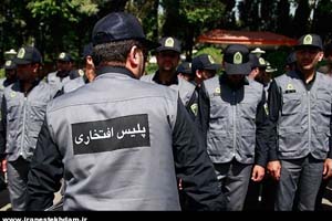 Iran – Recrutement de 37.000 policiers « bénévoles », arrestation de 127 jeunes