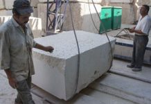 Iran – Protestations dans les ateliers de tailleurs de pierre contre la kleptocratie Iran - Protestations généralisées dans les ateliers de tailleurs de pierre contre la kleptocratie et les taxes tyranniques