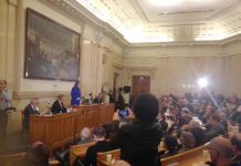 Maryam Radjavi aux députés français : la démocratie en Iran est la clé de sortie de crise dans la région