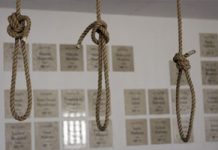 Iran – Exécutions de quatre prisonniers à Ghazvine et à Chiraz Iran – Exécutions de quatre prisonniers à Ghazvine et à Chiraz