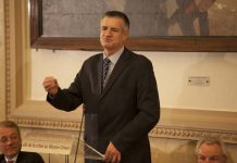 La flamme de l’espoir ne s’éteindra jamais en Iran – député Jean Lasalle La flamme de l'espoir ne s'éteindra jamais en Iran - député Jean Lasalle