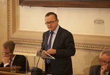 Iran : Il faut rappeler à Rohani que la France restera le pays des droits de l’homme – député Saint-André Iran : Il faut rappeler à Rohani que la France restera le pays des droits de l'homme – député Saint-André