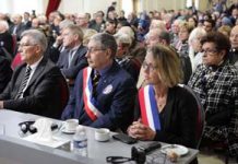 En images : La Résistance iranienne rend hommage aux victimes des attaques terroristes à Paris En images : La Résistance iranienne rend hommage aux victimes des attaques terroristes à Paris
