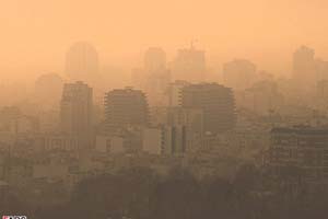 Iran : un dangereux et épais brouillard gris couvre Téhéran