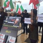 Les Iraniens à Paris disent « non à Rohani » – vidéo Les Iraniens à Paris disent « non à Rohani » - vidéo
