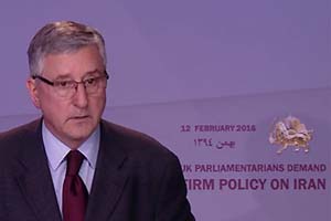 Le Royaume-Uni devrait adopter une politique ferme envers l'Iran : le membre du parlement Jim Fitzpatrick