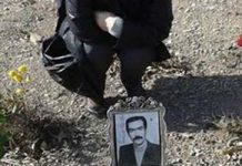 Les proches des dissidents exécutés en Iran expulsés du cimetière Les proches des dissidents exécutés en Iran expulsés du cimetière