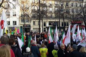 IRAN : Une délégation OMPI / CNRI participe à l’anniversaire de la révolution syrienne à Paris