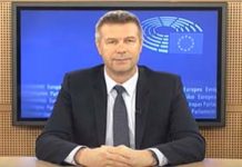 Bogdan Wenta (membre du Parlement européen) : la politique iranienne de l’UE doit se concentrer sur les droits de l’Homme Bogdan Wenta (membre du Parlement européen) : la politique iranienne de l'UE doit se concentrer sur les droits de l'Homme
