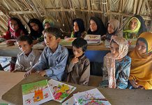 Iran – Dans la province de Sistan-Baloutchestan, près de 100.000 enfants sont privés d’école Iran - Dans la province de Sistan-Baloutchestan, près de 100.000 enfants sont privés d’école