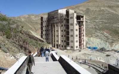 IRAN : Les résidents de Sohanak et Morad-Abad se rassemblent devant le Ministère des routes