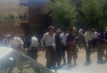 IRAN: Affrontements entre la police répressive et la population à Sardasht IRAN: Affrontements entre la police répressive et la population à Sardasht