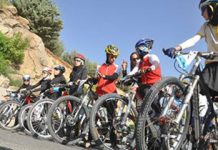Des femmes arrêtées en Iran pour avoir fait du vélo en public Des femmes arrêtées en Iran pour avoir fait du vélo en public