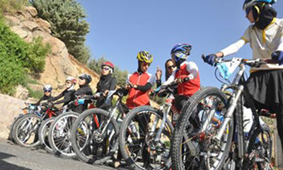 Des femmes arrêtées en Iran pour avoir fait du vélo en public