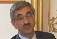 Les projecteurs du Bourget réfléchissent dans les prisons en Iran Les projecteurs du Bourget réfléchissent dans les prisons en Iran