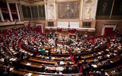 Droits de l’Homme en Iran : un comité de parlementaires appelle Paris à la fermeté 
