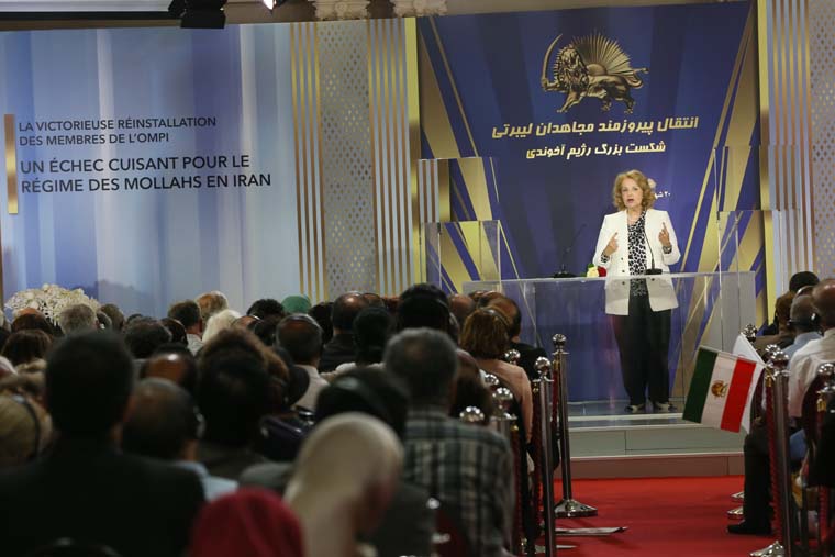 Annisa Boumediene : Avec l'intégrisme islamiste en Iran, nous devons vivre un autre genre de nazisme et de fascisme