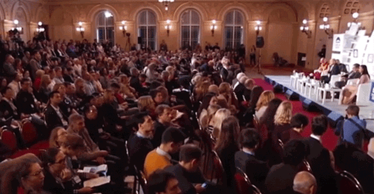 La délégation de la Résistance iranienne s’est rendue à la conférence internationale de Prague