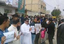 Iran : Les manifestations d’Ahwaz continuent et la population s’engage à ne pas se plier Les manifestations d'Ahvaz en Iran continuent avec des gens qui s'engagent à continuer les rassemblements