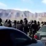 Iran – Les forces de répression dépêchées pour stopper les travailleurs en grèves à Ispahan (vidéo) Iran - Ispahan-Les forces de répression dépêchées pour stopper les travailleurs en grèves (vidéo)