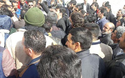 Des mineurs au chômage se rassemblent au nord-ouest de l’Iran