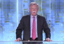 Vidéo – John Bolton : Le temps de la complaisance avec les mollahs iraniens dans les relations avec les États-Unis est révolu John Bolton : Le temps de la complaisance avec les mollahs iraniens dans les relations avec les États-Unis est révolu